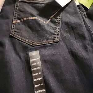 Genuine Dickies Women's 16w Slimming Skinny Pant NWT